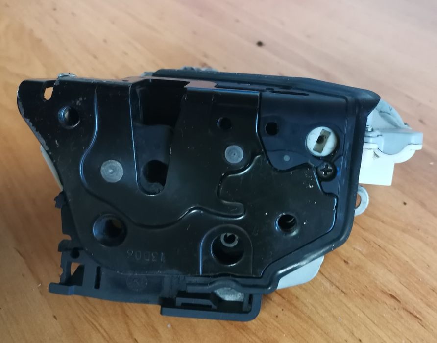 Брава за предна дясна врата seat/leon/altea/ibiza/cupra