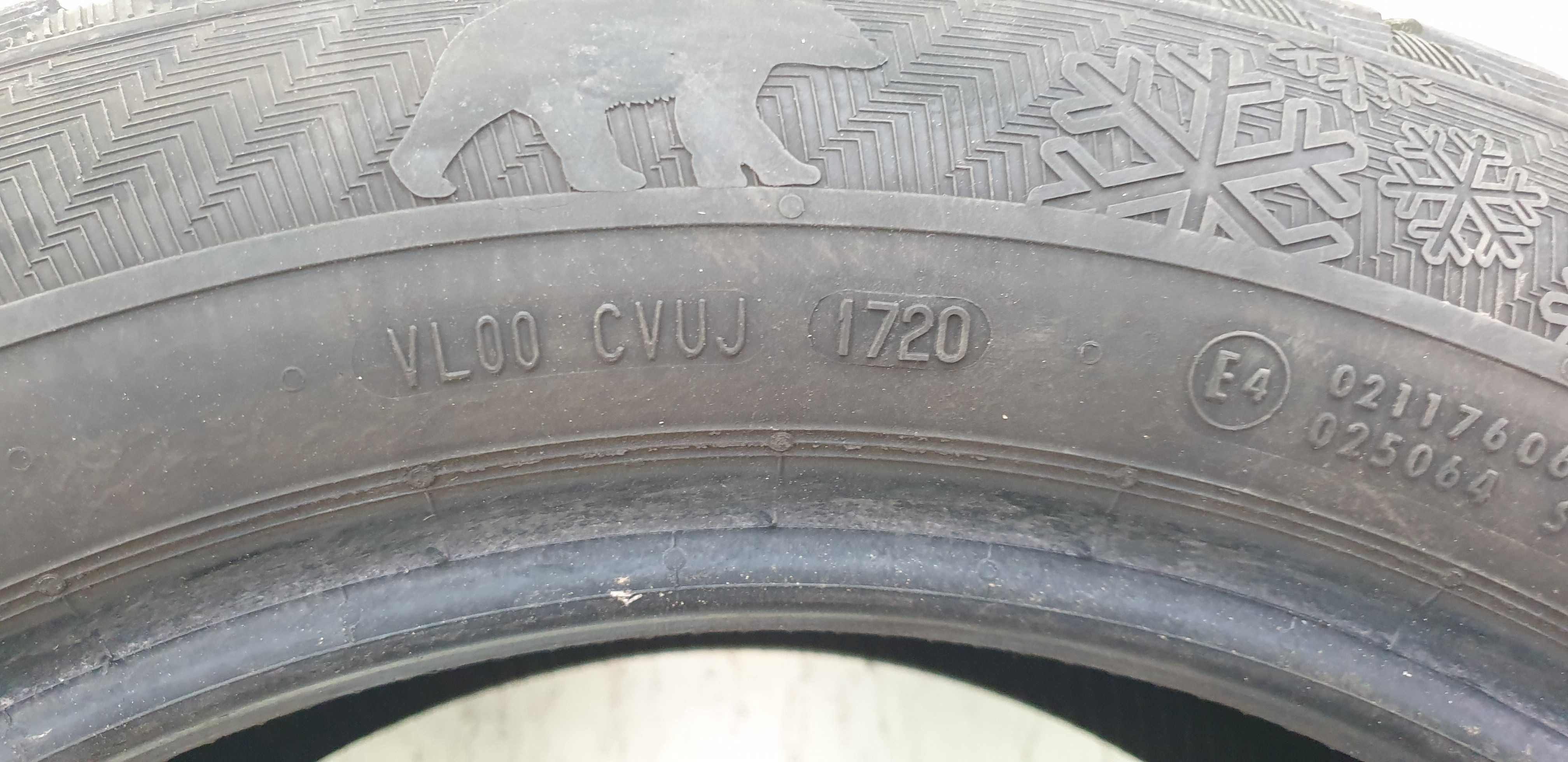 Продам комплект зимних шин Gislaved