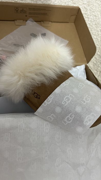 Ugg papuci piele intoarsa Nou 37 Produs Original Ugg