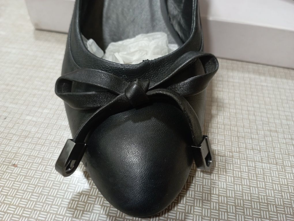 Женская обувь размер 39