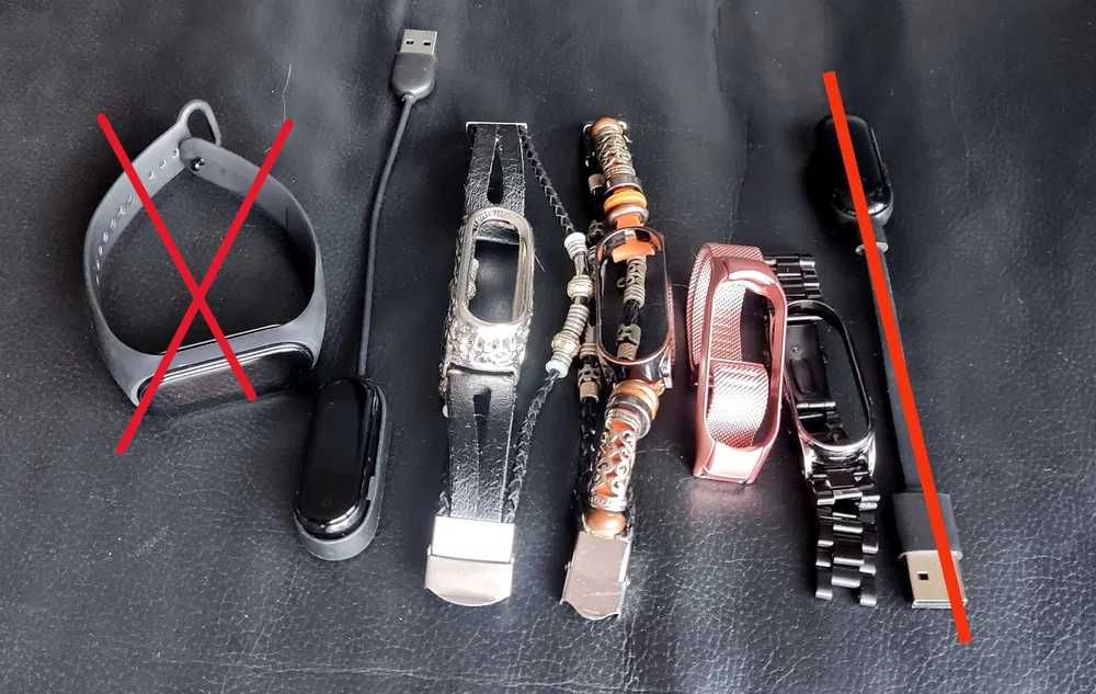Смарт часовник Xiaomi Mi Band 4 + аксесоари (заедно или поотделно)