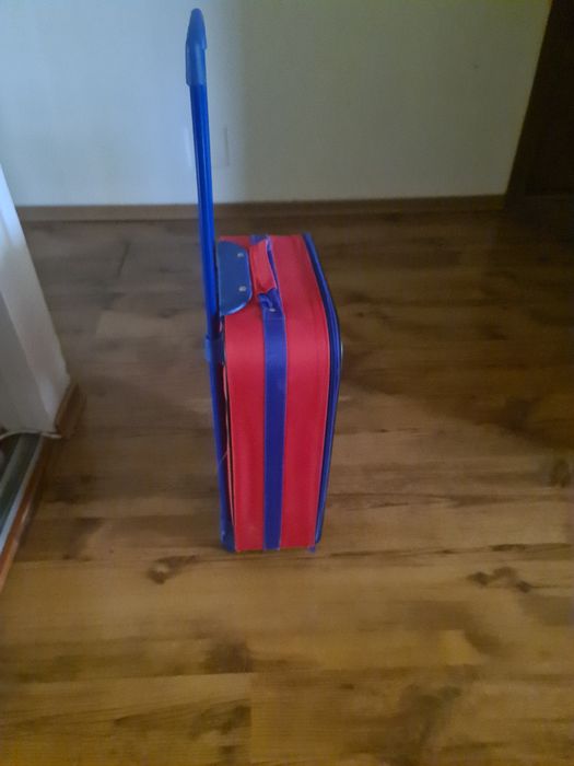 Troller cu capitanul America copii