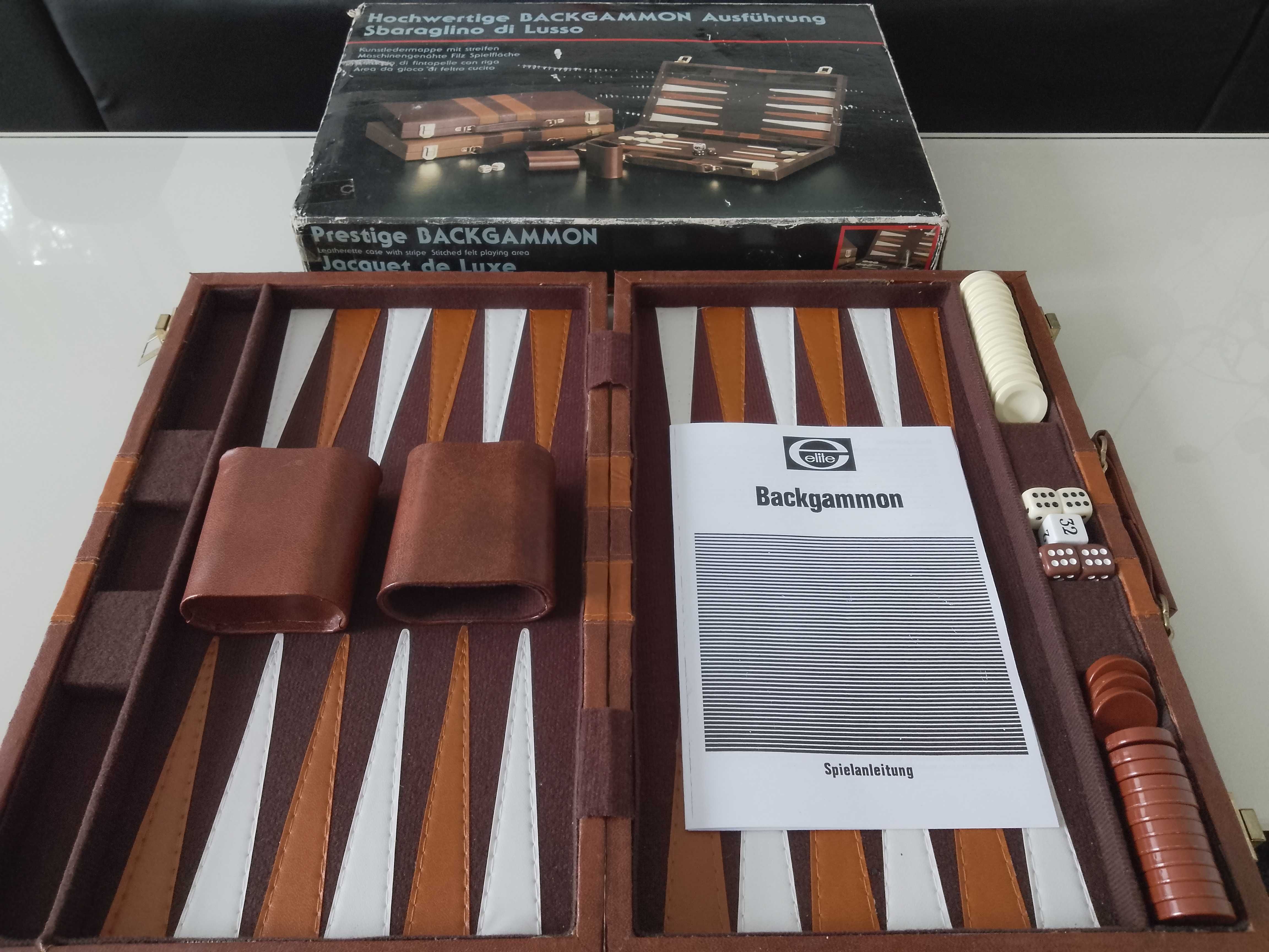 Set/Joc table/Prestige Backgammon in servieta eleganta, tip Diplomat