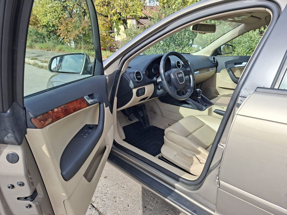 Vând Audi A3 S-line