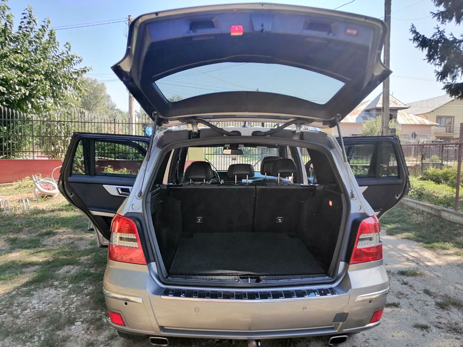 Vând Mercedes Glk, an 2010
