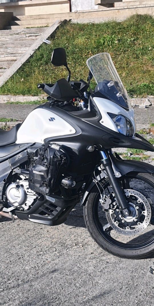 Suzuki v strom 650