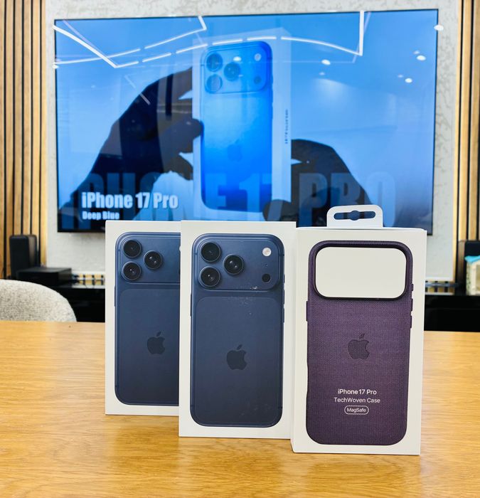 Нови iPhone 17 Pro 256GB Deep Blue Подарък Кейс, Гаранция