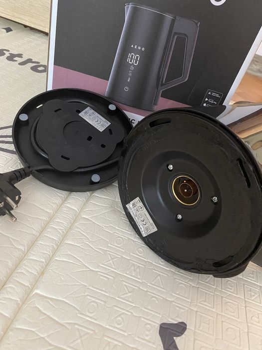 Смарт електрическа кана Aeno