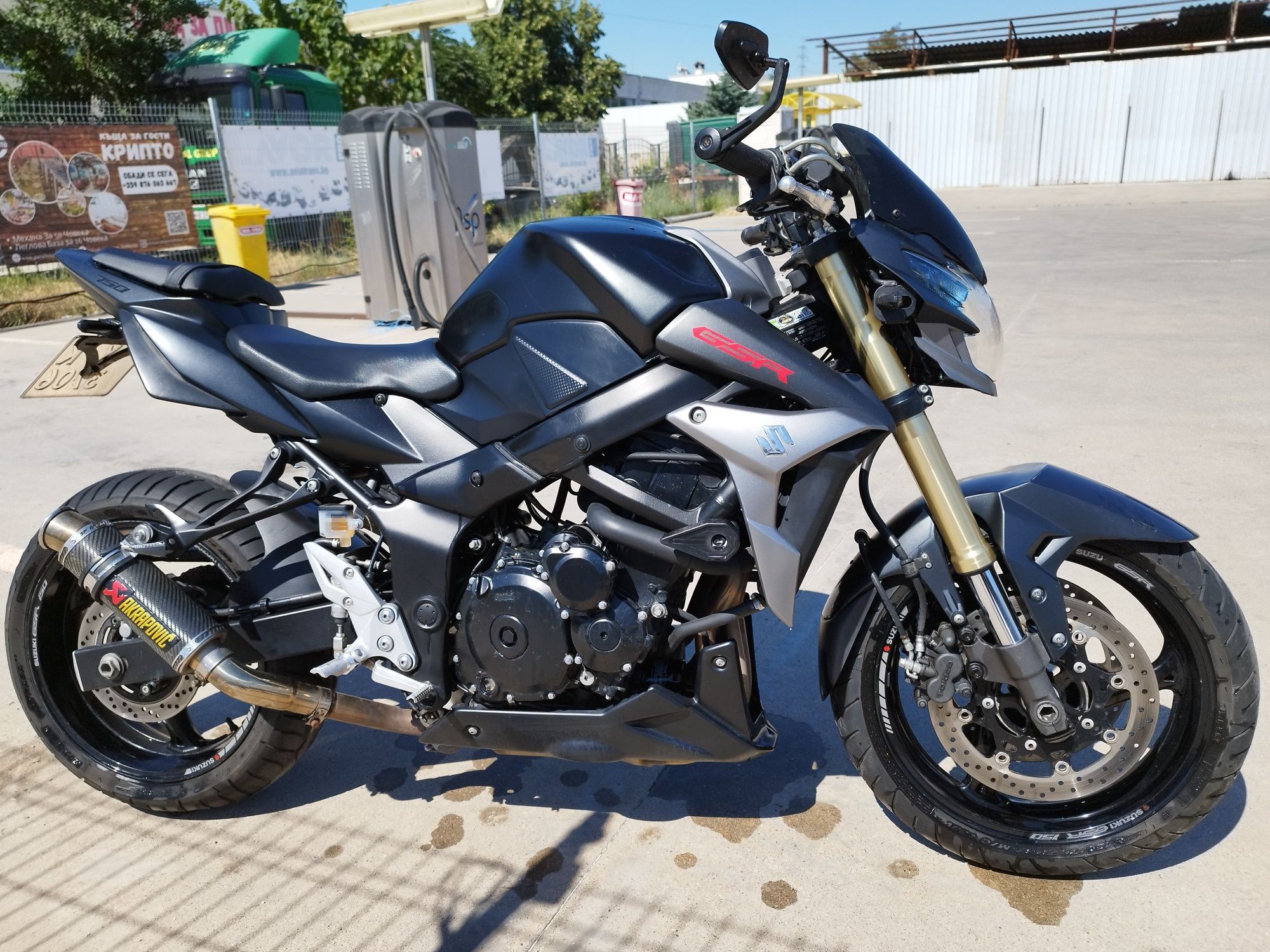 Suzuki Gsr 750 2014