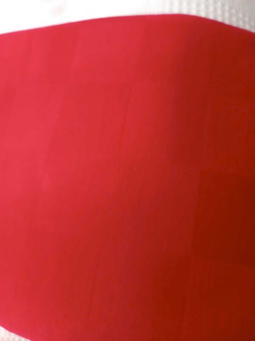 Червени  празнични покривки