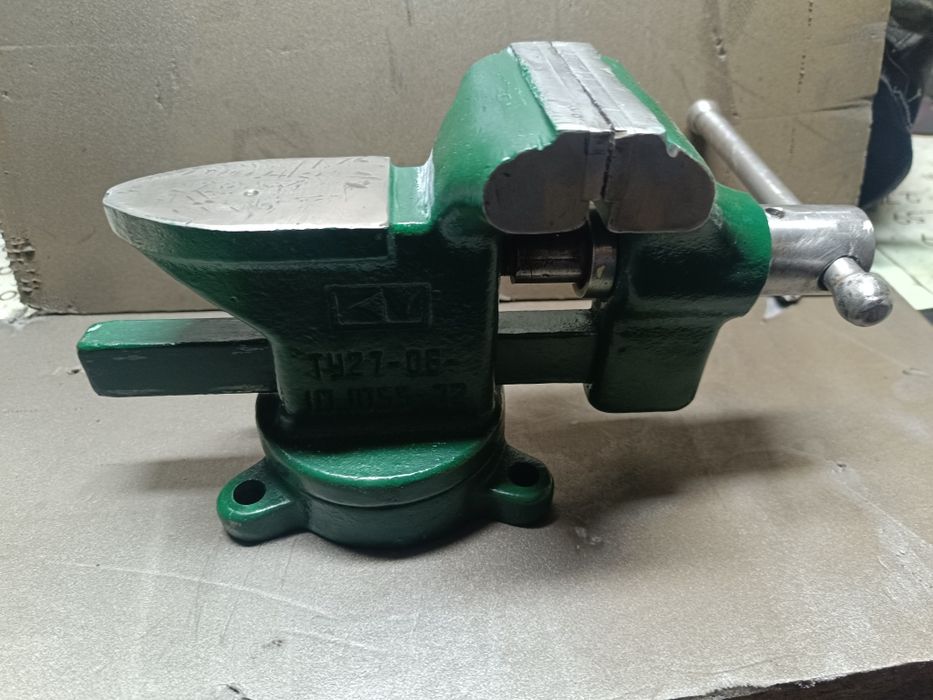 Въртящо менгеме TU 27-06 10