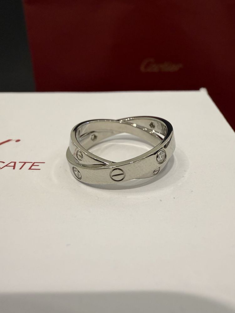 Кольцо с бриллиантами Cartier LOVE Double Ring 6 Diamonds