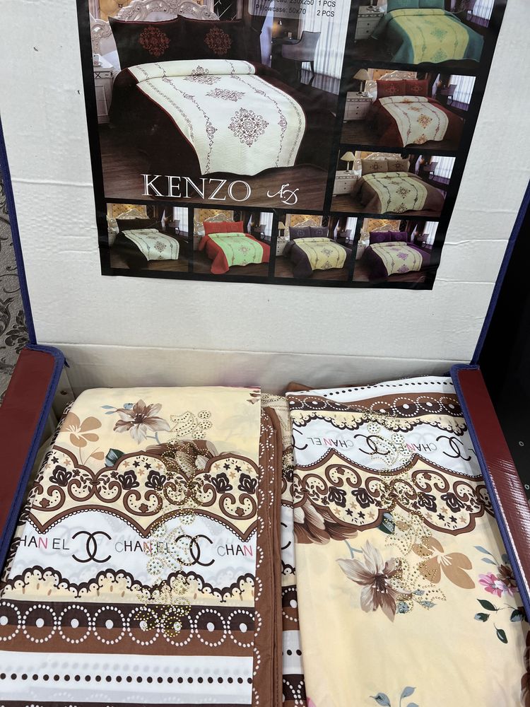 Продается новый комплект постельного белья из Турции фирмы "Kenzo".