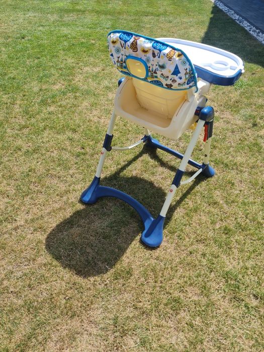 Vand scaun de masa pentru copii