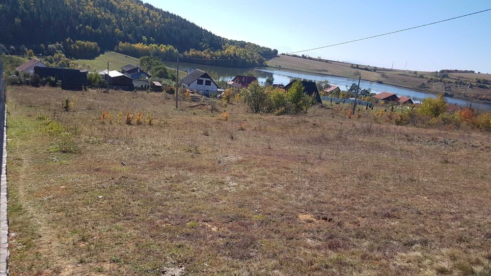 Teren constructii lac Moacsa