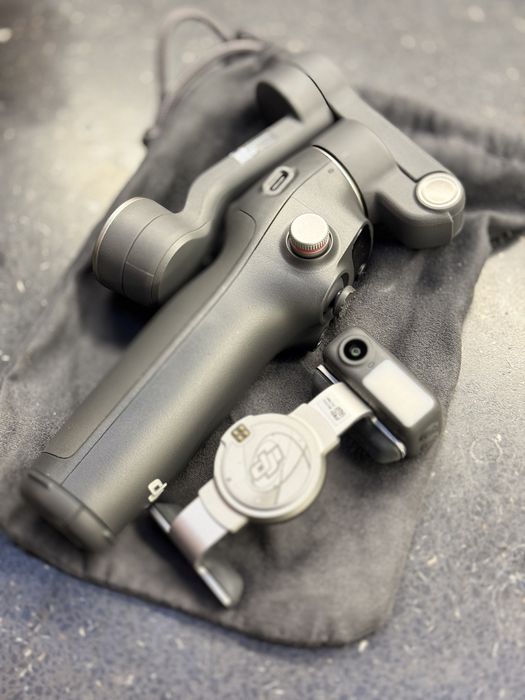 DJI Osmo Mobile 7P стабилизатор за телефон (като нов)