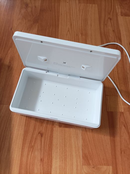 Sterilizator UV și încărcător wireless telefon