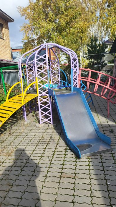 Продам детскую площадку.