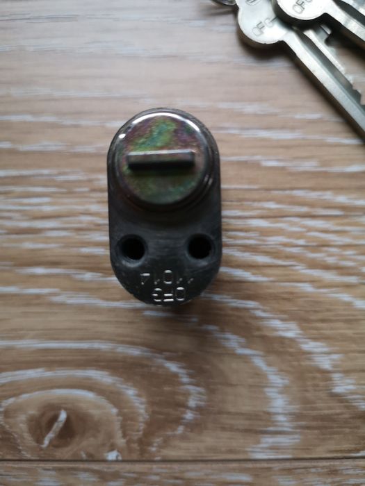 Mâner ușă metal auriu, butuc 31mm 2 chei