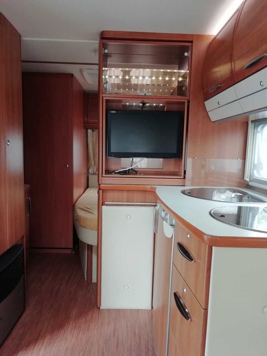 Каравана Фендт платин 470  2010год.