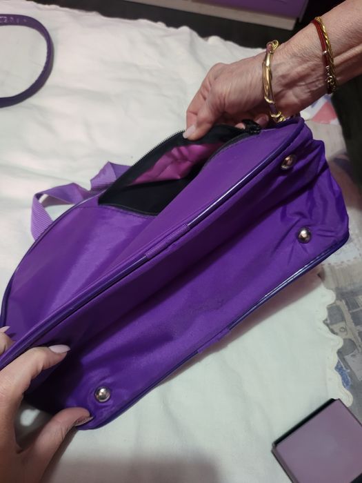 Чанти 27лв , дамска лачена