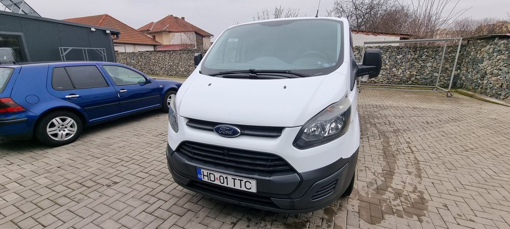 Ford tranzit custom