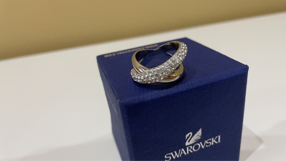 Пръстен Swarovski