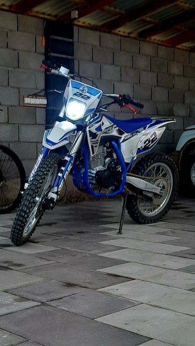 Обмен на машыну или на эндуро но тока новыи!