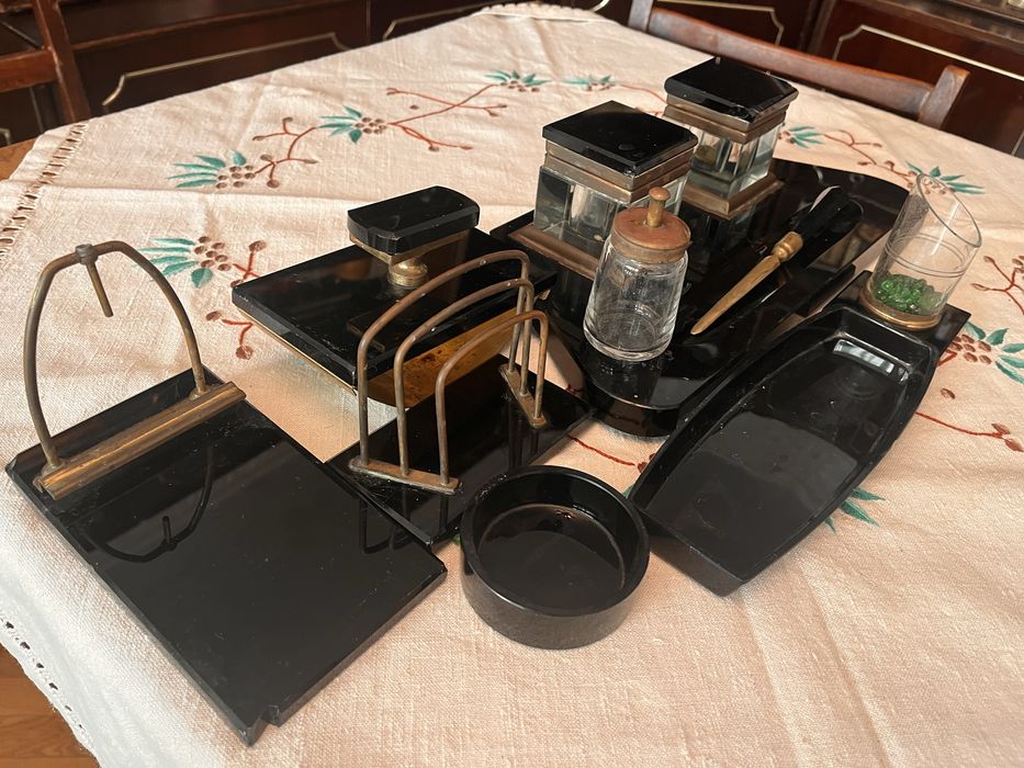 Set birou vechi cristal negru 100 ani