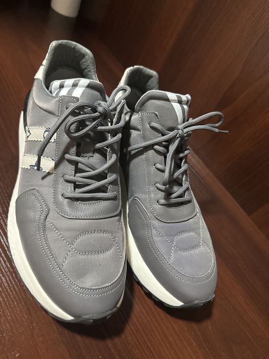 Кросовки мужские LV 42 размера, за 250тыс.