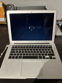 Vand Macbook Air 2017 13” defect