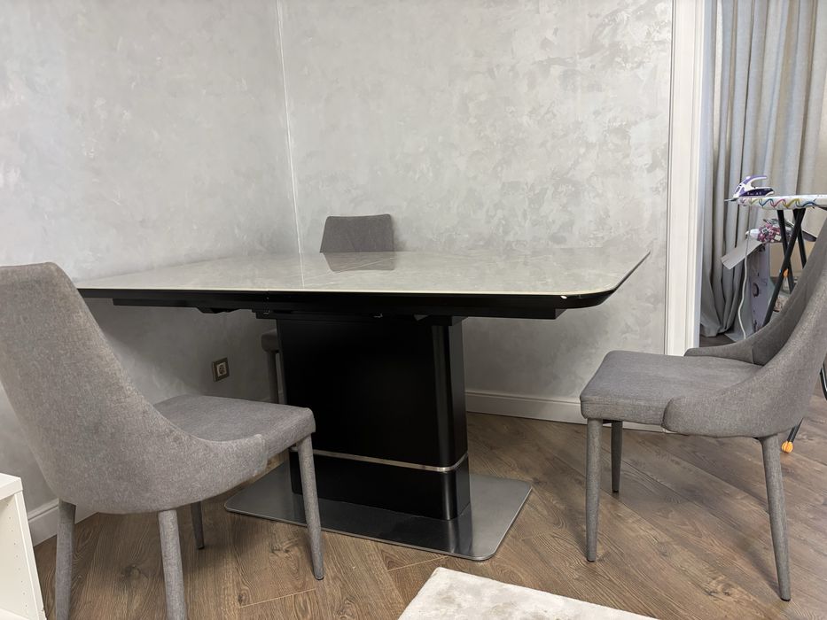 Продам столы и стулья отдельно