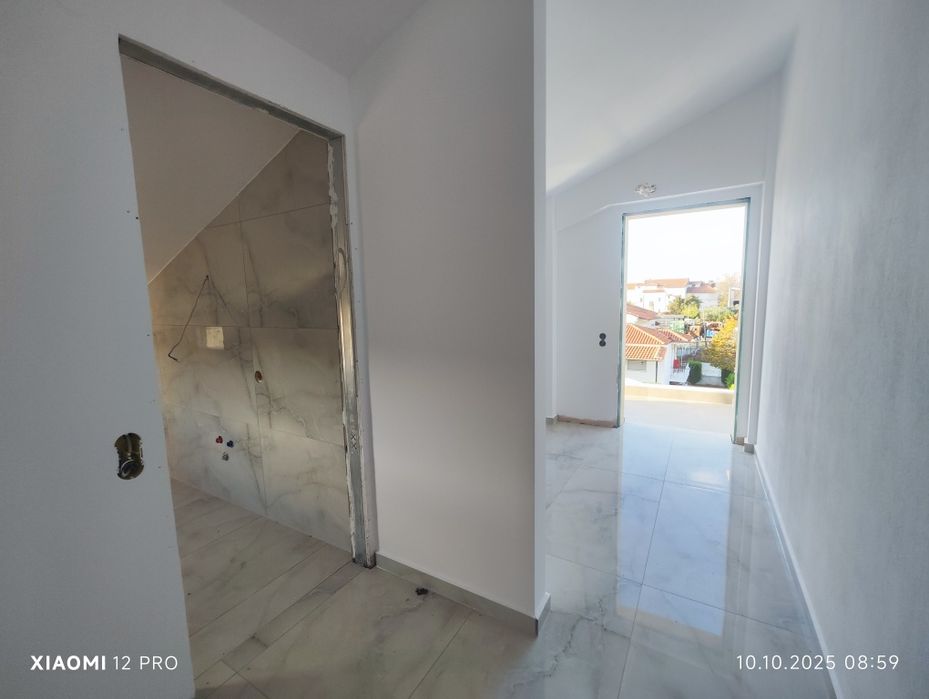 ПРОДАВА Мезонет в Паралия Офринио