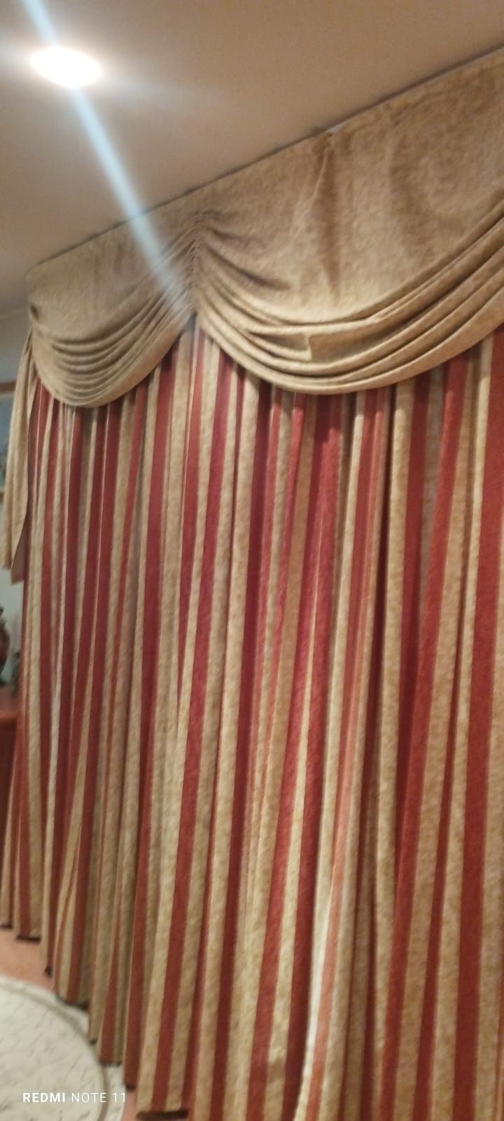 Vând 6 draperii  living (260 x 260 cm)