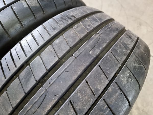285/40/20//255/45/20 Dunlop