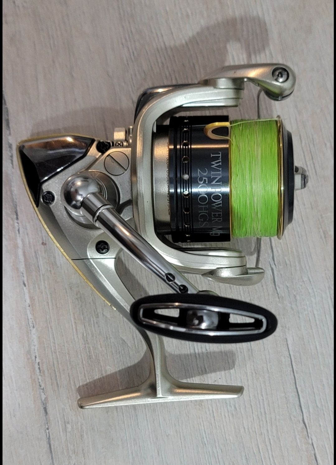 Shimano Twin Power MG 2500HGS