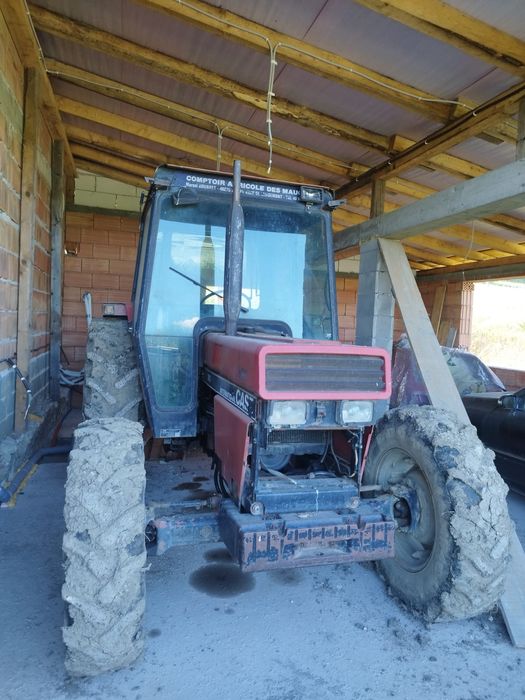 Vânt tractor urgent
