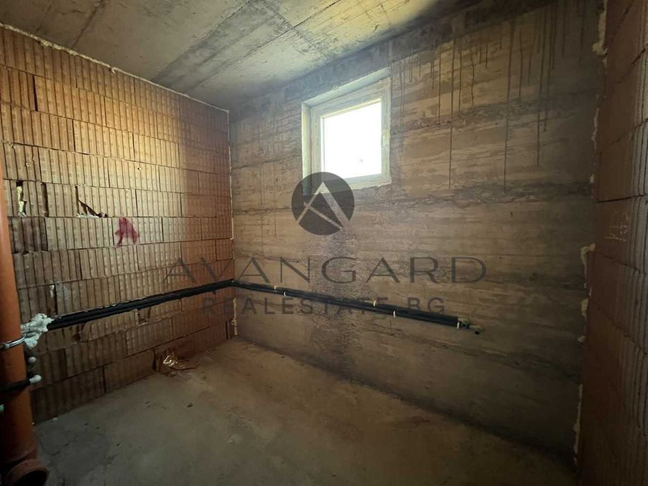 Продава се Тристаен апартамент в Пловдив, Беломорски - 121 кв.м за 953 €/кв.м - Снимка #5