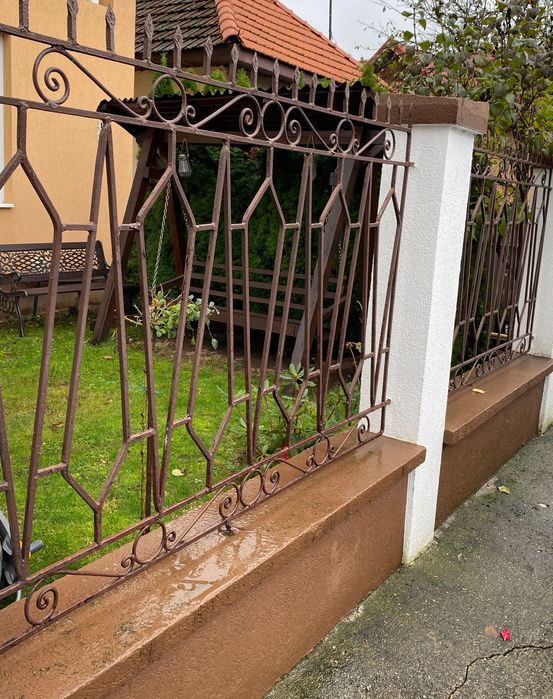 Porți  din fier   uzate