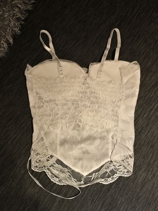 Corset alb reglabil si elastic