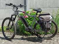 Vând bicicleta electrica haibike