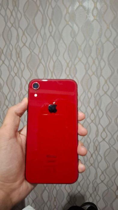 Срочно продам iPhone XR red product
