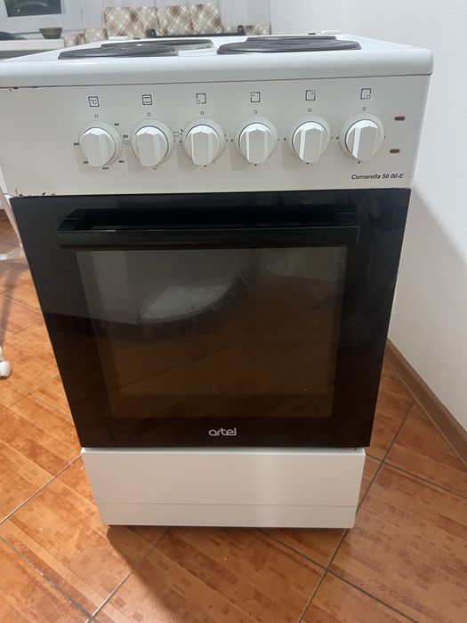 Продается электрическая плита