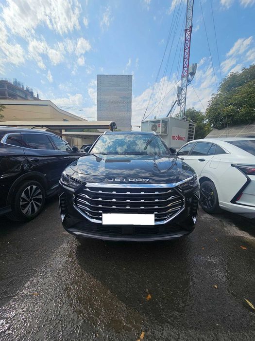Продаётся автомобиль Jetour X70 через аукцион.