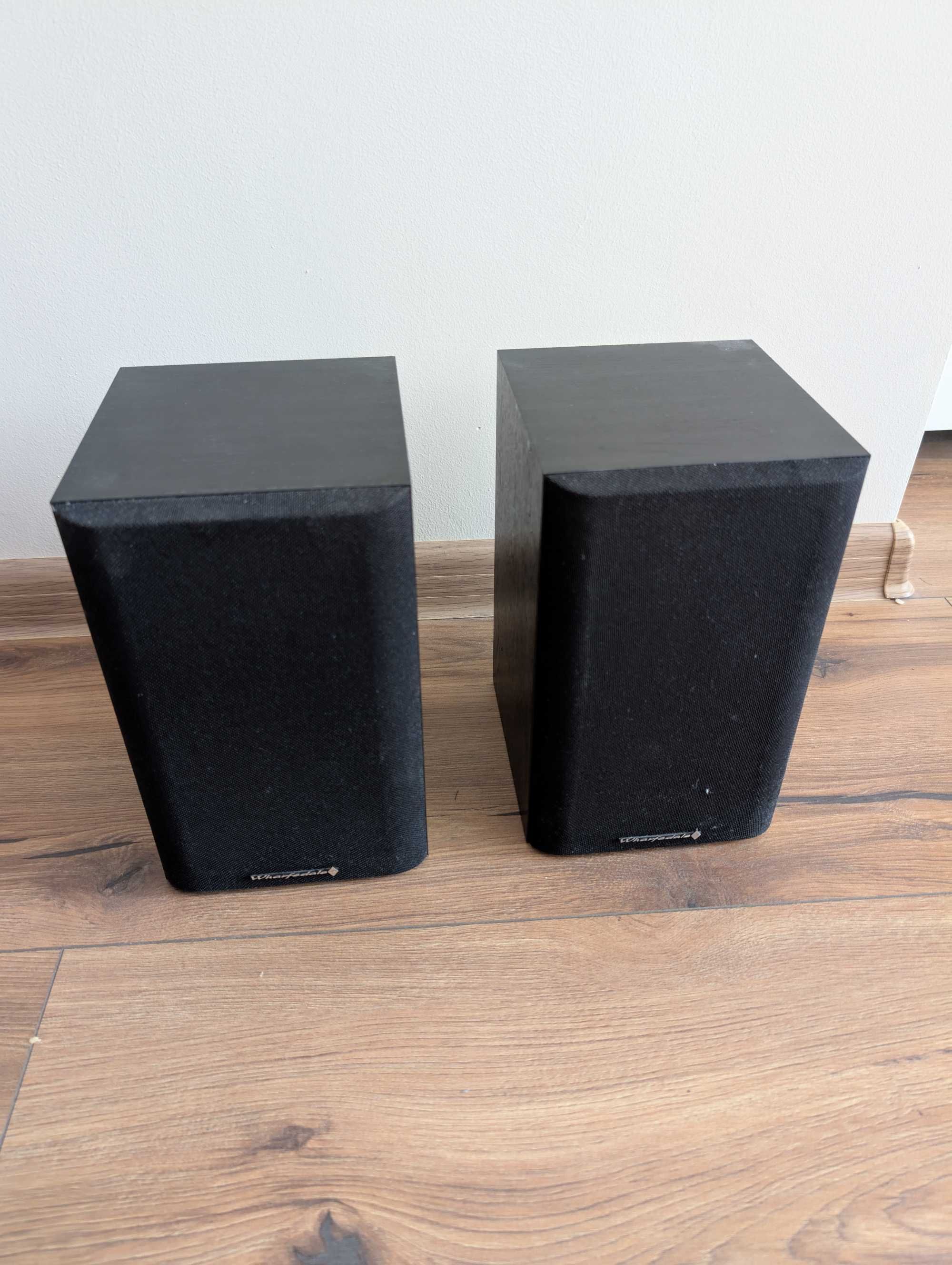 Bookshelf тонколони Wharfedale Diamond 9.0