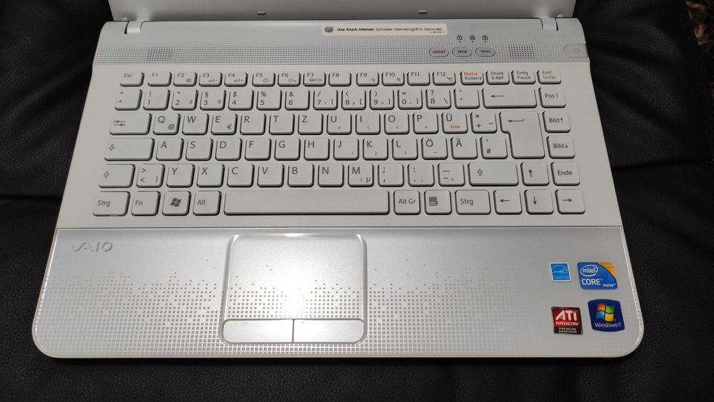 Laptop Sony Vaio i3