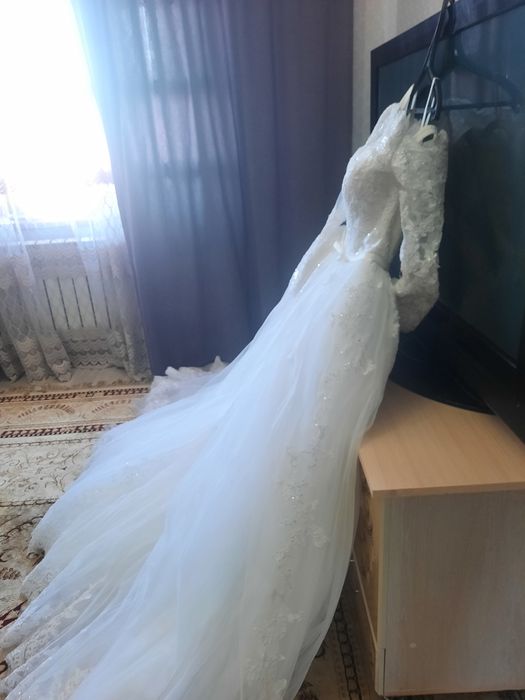 Платье свадебное