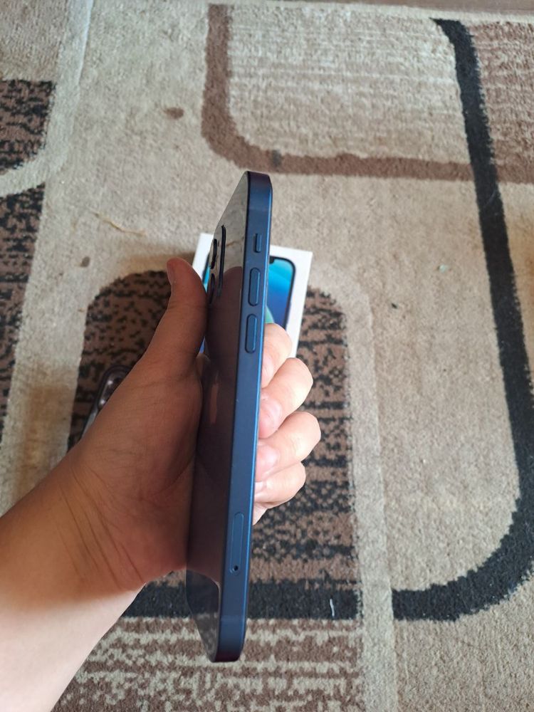 Iphone 12 с гарантие