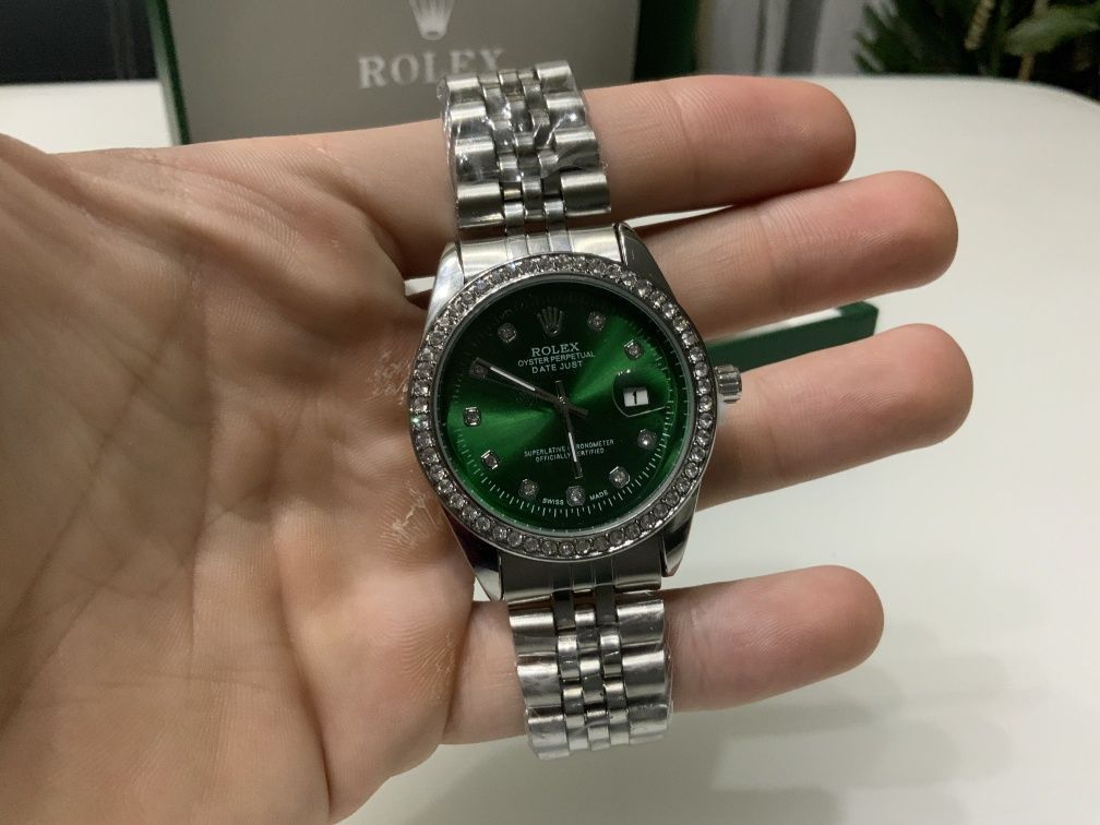 Rolex Datejust Superlative Chonometer (emerald & diamond)