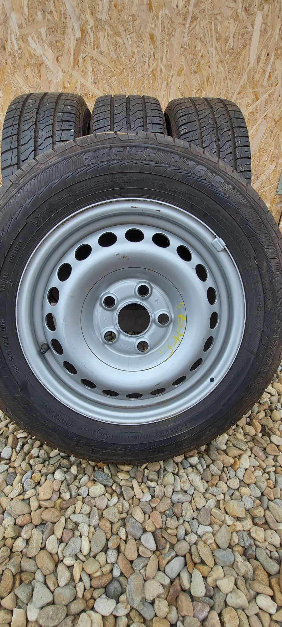 Jante anvelope 205/65 R16C 107  original Vw T5 T6 Caravele Transporter